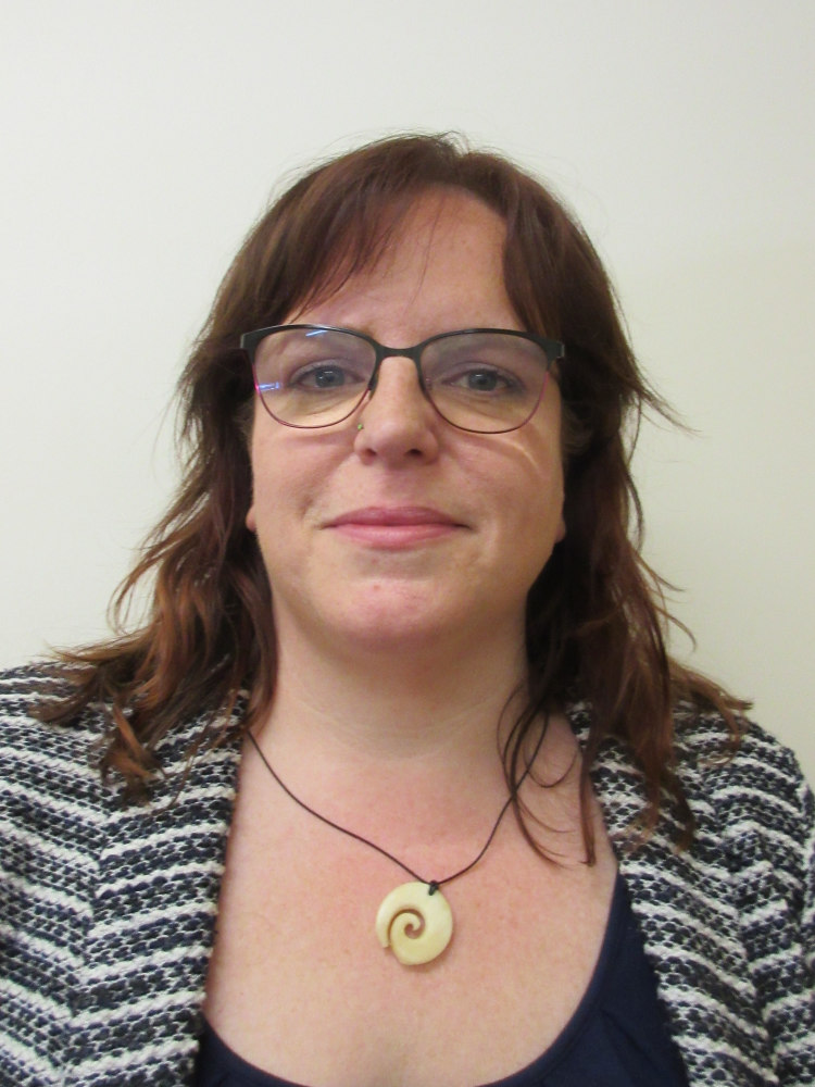 Helen Burton headshot